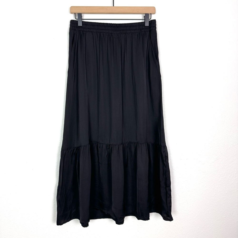 Nation LTD Alba Tiered Midi Skirt Black Satin Size Medium - Picture 4 of 9